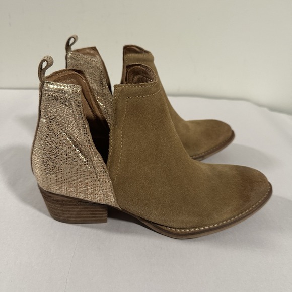 Diba True Other - Diba True Split Ankle Boots Suede Gold Metallic Leather Womens Sz 7.5 Western
